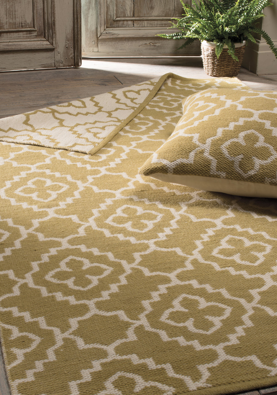 Sky-Clover Gold Cushion